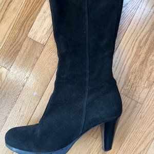La Canadienne black suede knee-high zip up boots